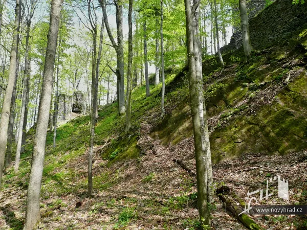 Novy-hrad-4-brana-28.webp