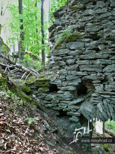 Novy-hrad-4-brana-36.webp