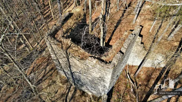 Novy-hrad-vez-A-nad-3-branou-045.webp