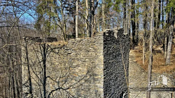 Novy-hrad-vez-A-nad-3-branou-050.webp