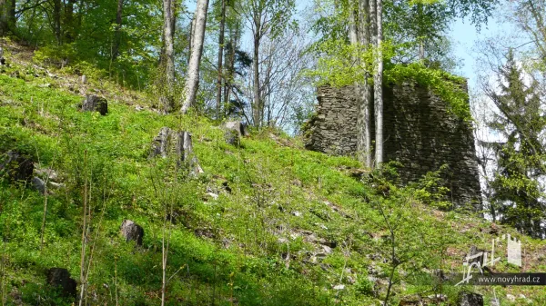 Novy-hrad-vez-C-007.webp