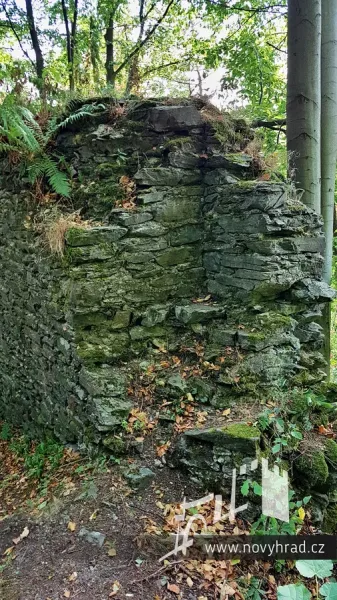 Novy-hrad-vez-C-026.webp