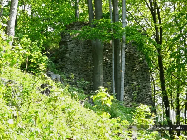 Novy-hrad-vez-C-029.webp