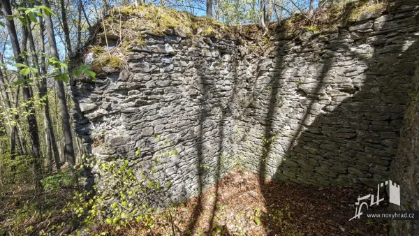 Novy-hrad-vez-C-10.webp