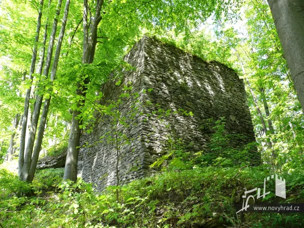 Novy-hrad-vez-C-23.webp