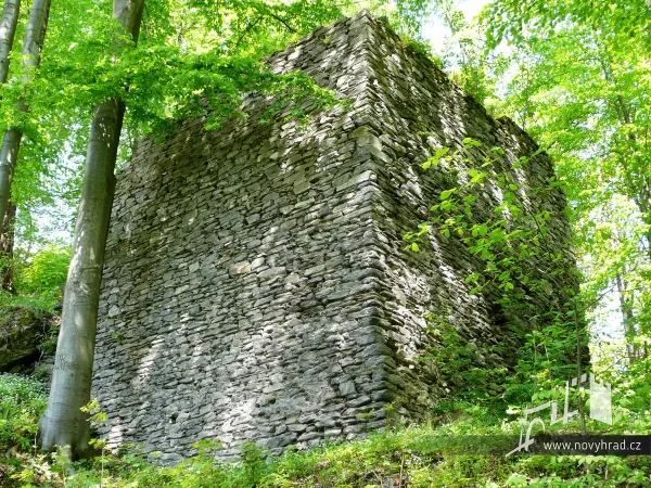Novy-hrad-vez-C-25.webp